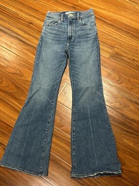 Abercrombie & Fitch the flare high rise jeans size 26
